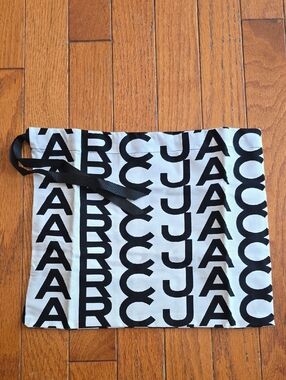 Marc Jacobs Dust Bag Black & White Logo - NWOT
